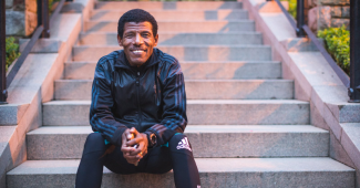 Image de l'article 2h03’59 pour Haile Gebrselassie au marathon de Berlin en 2008 #coursesdelégende