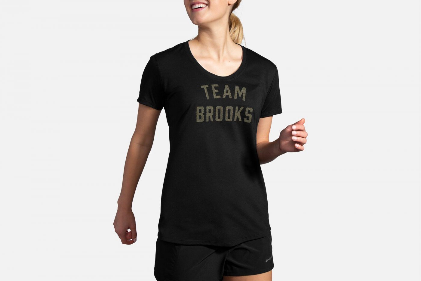 t-shirt_brooks_collection_victory