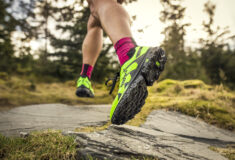 Image de l'article TRAILFLY ULTRA G 300 MAX d’Inov-8: la nouvelle chaussure d’ultratrail qui intègre du graphène dans sa semelle