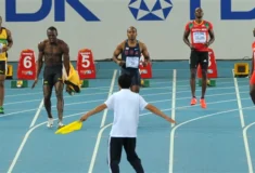 Image de l'article Que signifient les cartons en athlétisme ?